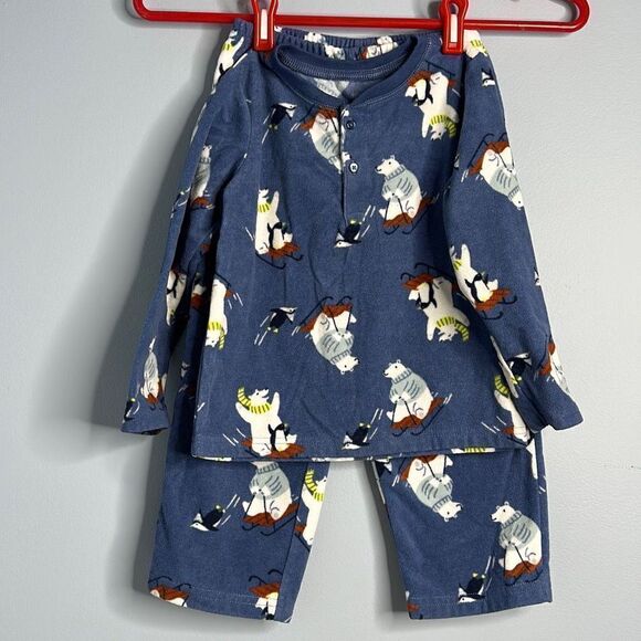 Carter’s Fleece Pajamas 4t Polar Bears and Penguins - Picture 1 of 4
